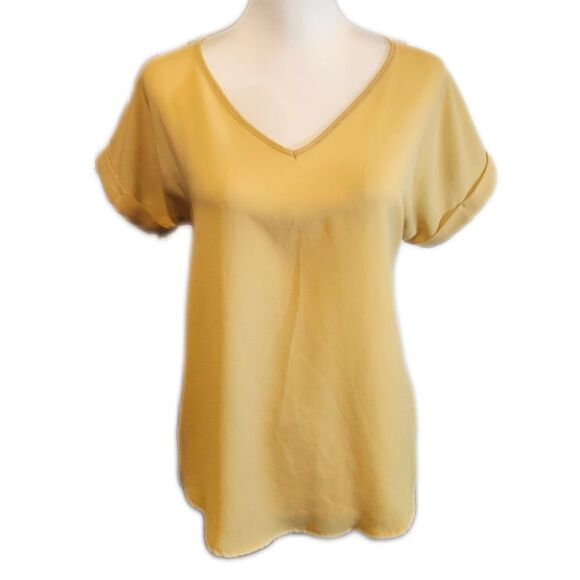 Pink Rose pale yellow v-neck rolled sleeve lightweight tee t-shirt - small - Picture 1 of 4